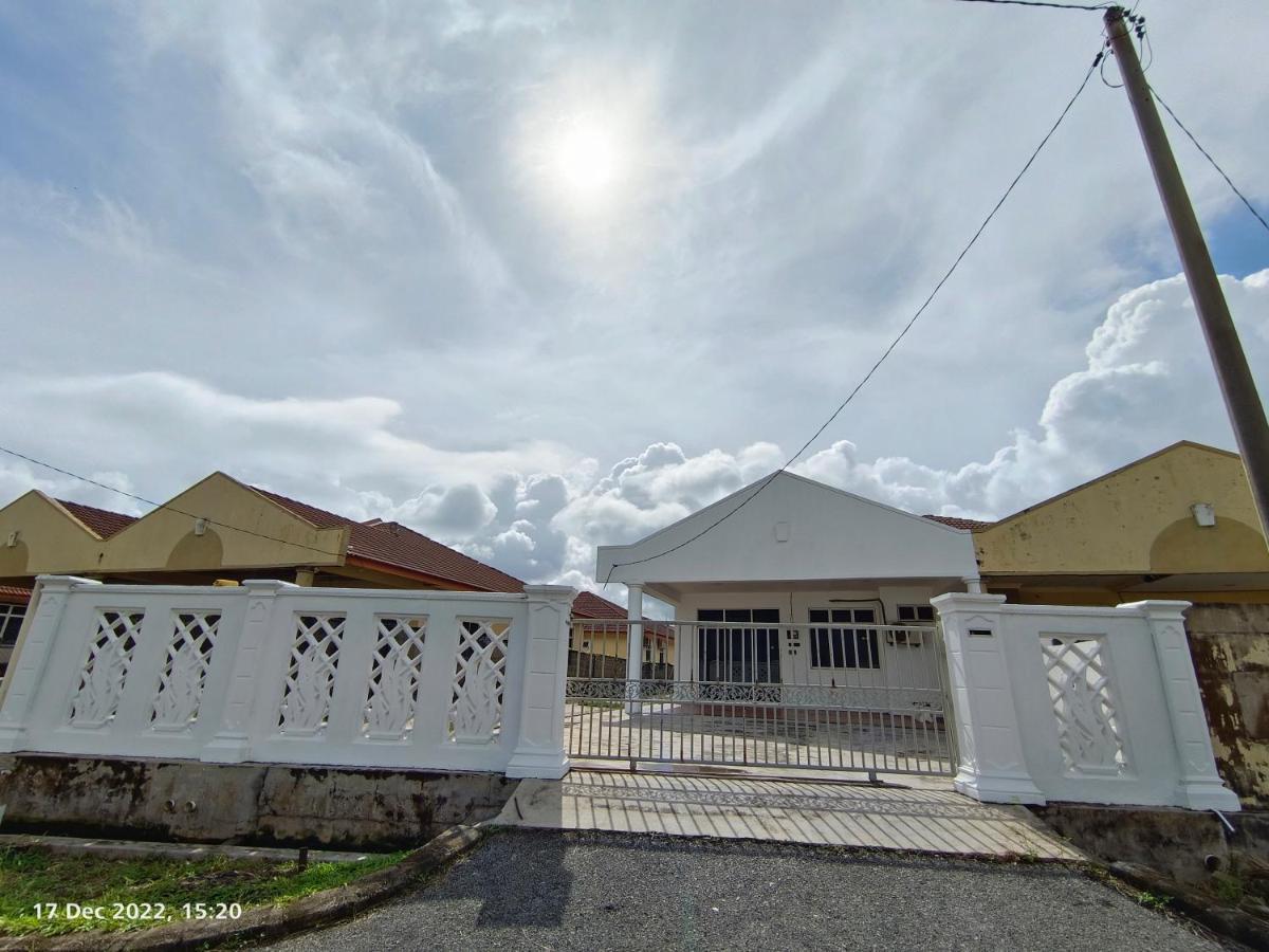 Seaview Promenade Homestay Dungun Eksteriør bilde