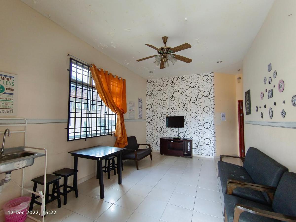 Seaview Promenade Homestay Dungun Eksteriør bilde