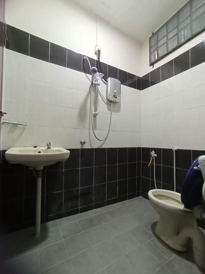 Seaview Promenade Homestay Dungun Eksteriør bilde